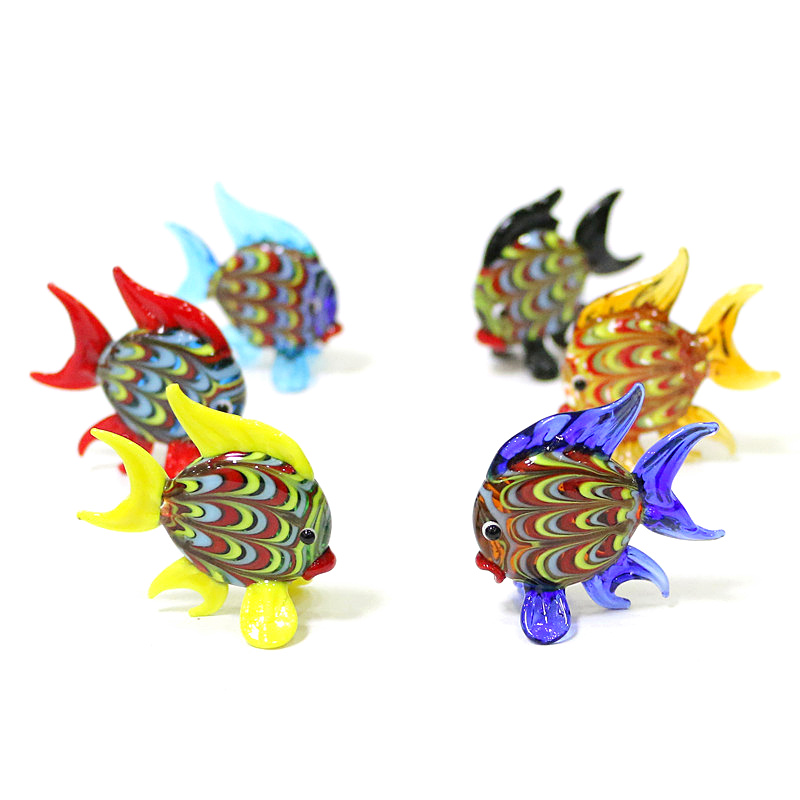 Fish Toy In Aquarium - Bunte Tropische Fische Mini Figuren Nette